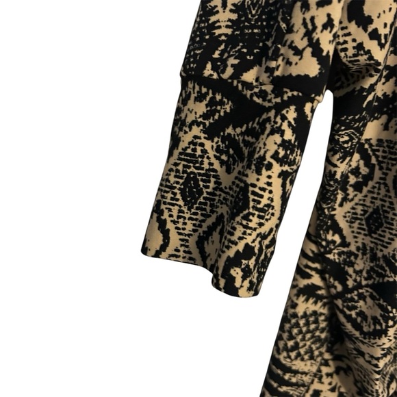 Eye Candy Black and Tan Patterned Sweater - Picture 4 of 9